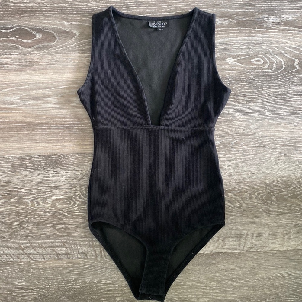 Top Shop Petite low V body suit